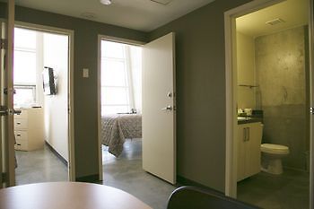 Hotel Sait YYC Esterno foto